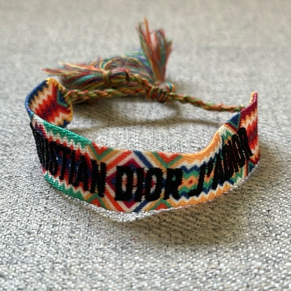 Multicolored embroidered bracelet